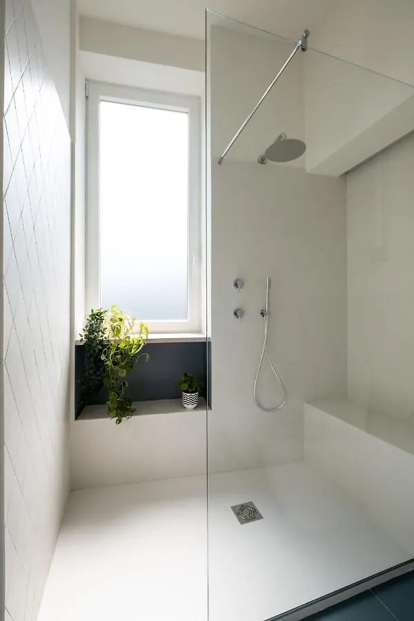 Apartment Realkasa Gallery Blue Suite Bologna Italy